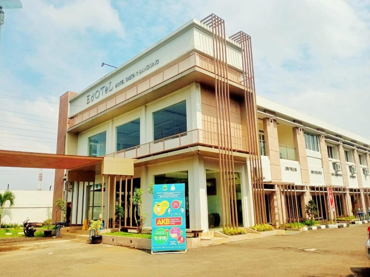 Oyo 90102 Edotel Hotel By Dbest Hospitality บันดุง ภายนอก รูปภาพ