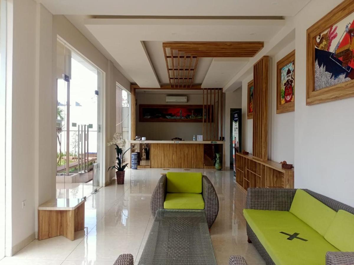 Oyo 90102 Edotel Hotel By Dbest Hospitality บันดุง ภายนอก รูปภาพ