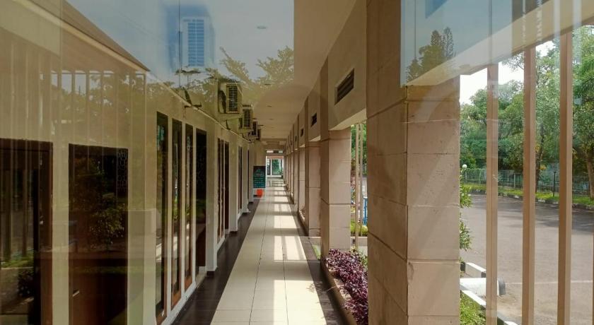 Oyo 90102 Edotel Hotel By Dbest Hospitality บันดุง ภายนอก รูปภาพ