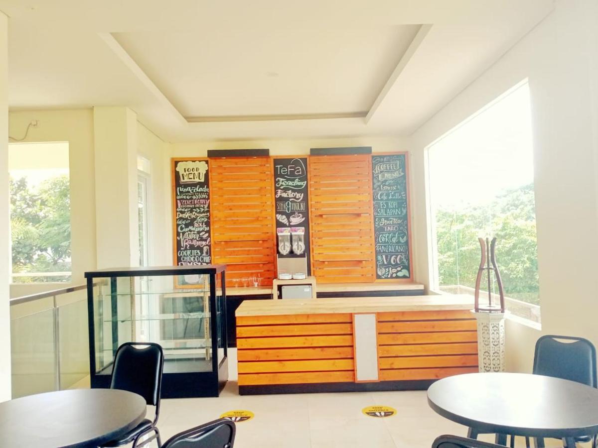 Oyo 90102 Edotel Hotel By Dbest Hospitality บันดุง ภายนอก รูปภาพ