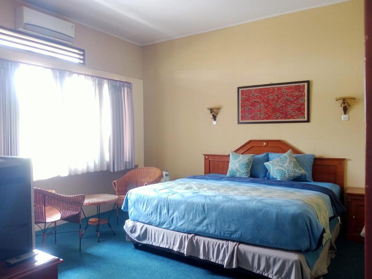 Oyo 90102 Edotel Hotel By Dbest Hospitality บันดุง ภายนอก รูปภาพ