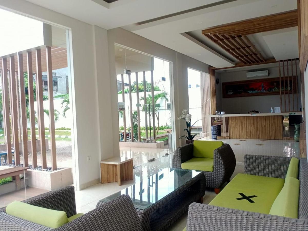 Oyo 90102 Edotel Hotel By Dbest Hospitality บันดุง ภายนอก รูปภาพ