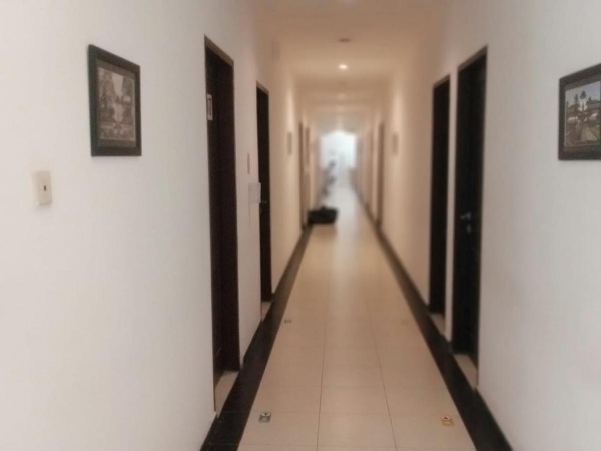 Oyo 90102 Edotel Hotel By Dbest Hospitality บันดุง ภายนอก รูปภาพ